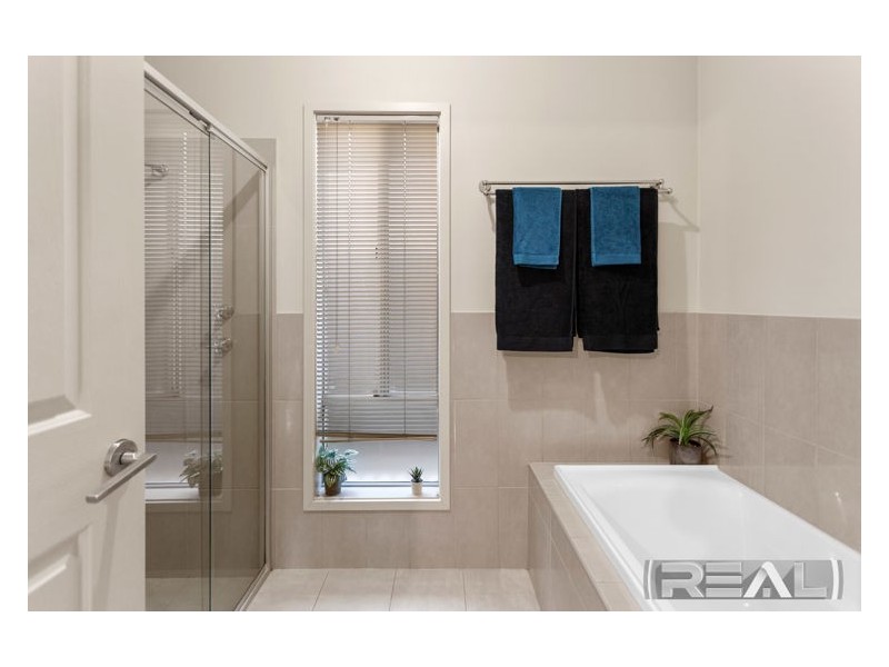 22 Salmon Gum Crescent, Blakeview SA 5114