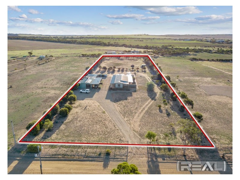 10 Falie Drive, Price SA 5570