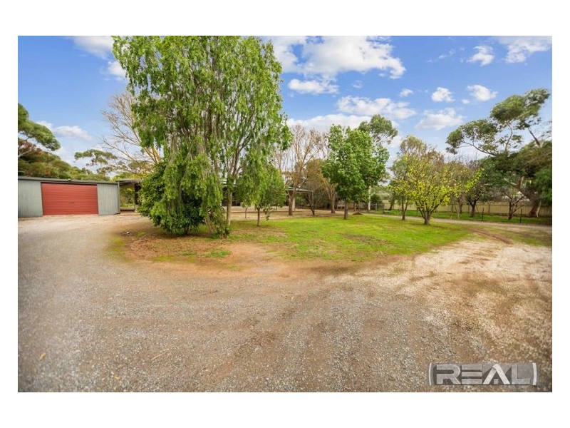 2 Erina Court, Lewiston SA 5501