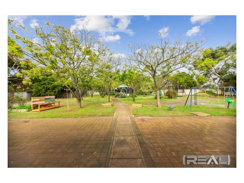 2 Erina Court, Lewiston SA 5501