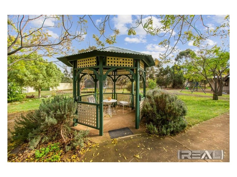 2 Erina Court, Lewiston SA 5501