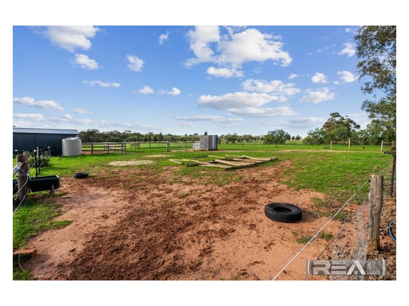 33 Stone Reserve Road, Halbury SA 5461