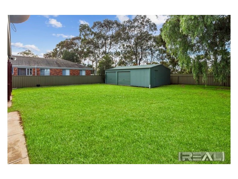 16 McLean Court, Andrews Farm SA 5114