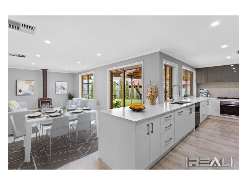 8 Willowbrook Boulevard, Paralowie SA 5108