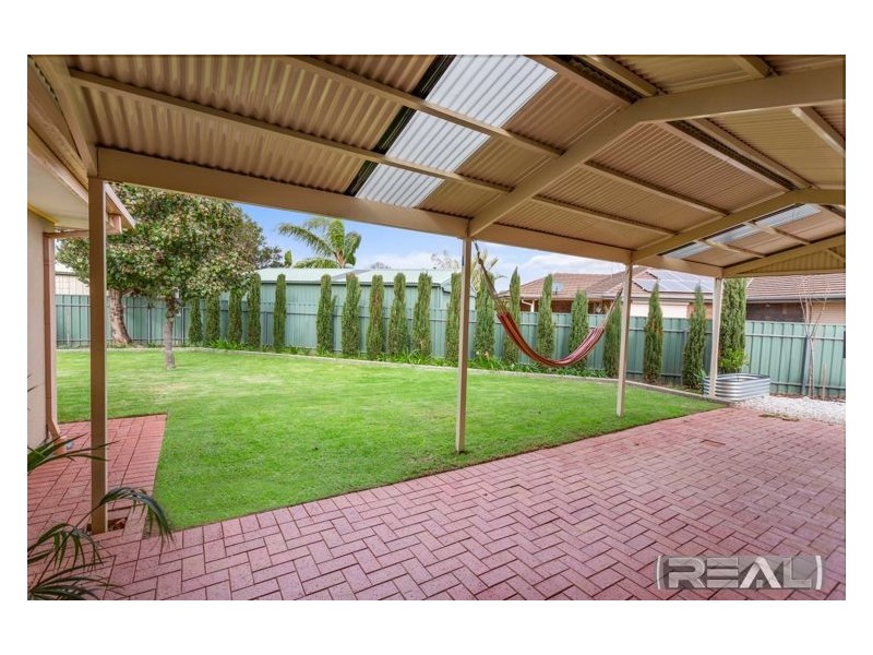 8 Willowbrook Boulevard, Paralowie SA 5108