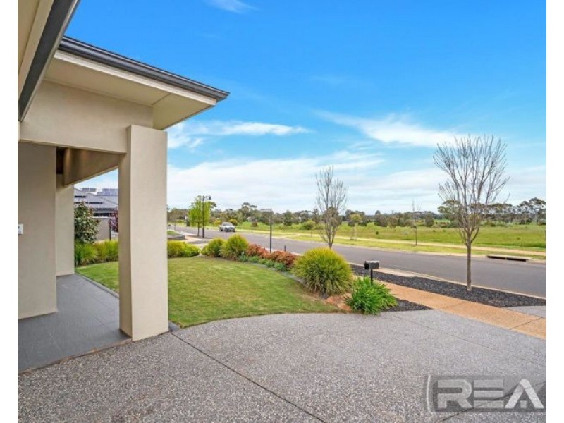 50 Greenslade Boulevard, Evanston South SA 5116
