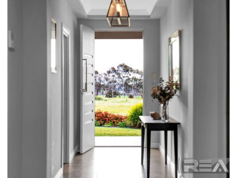 50 Greenslade Boulevard, Evanston South SA 5116