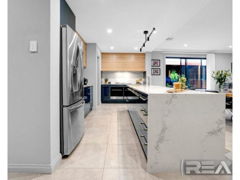 50 Greenslade Boulevard, Evanston South SA 5116