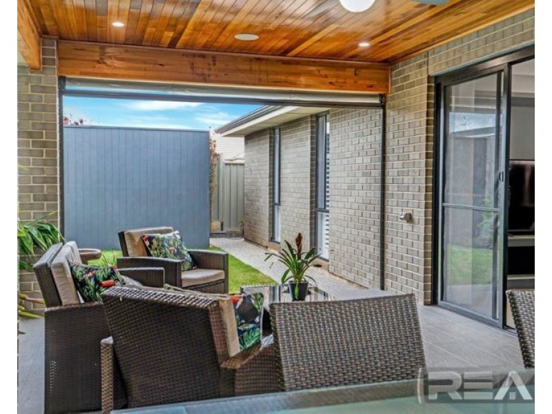 50 Greenslade Boulevard, Evanston South SA 5116