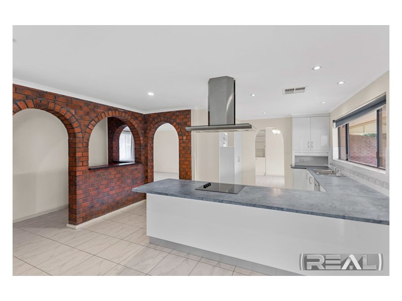 19 Alabar Crescent, Globe Derby Park SA 5110