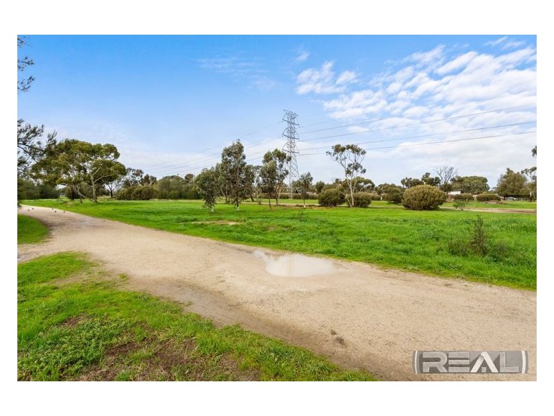 19 Alabar Crescent, Globe Derby Park SA 5110