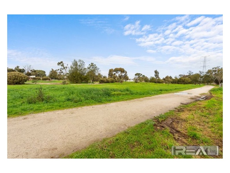 19 Alabar Crescent, Globe Derby Park SA 5110