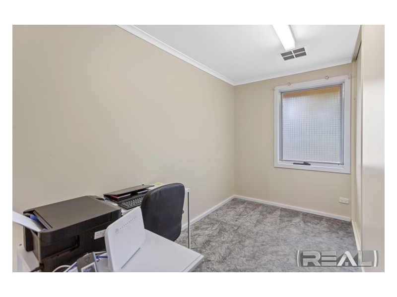 10 Glenora Drive, Ingle Farm SA 5098