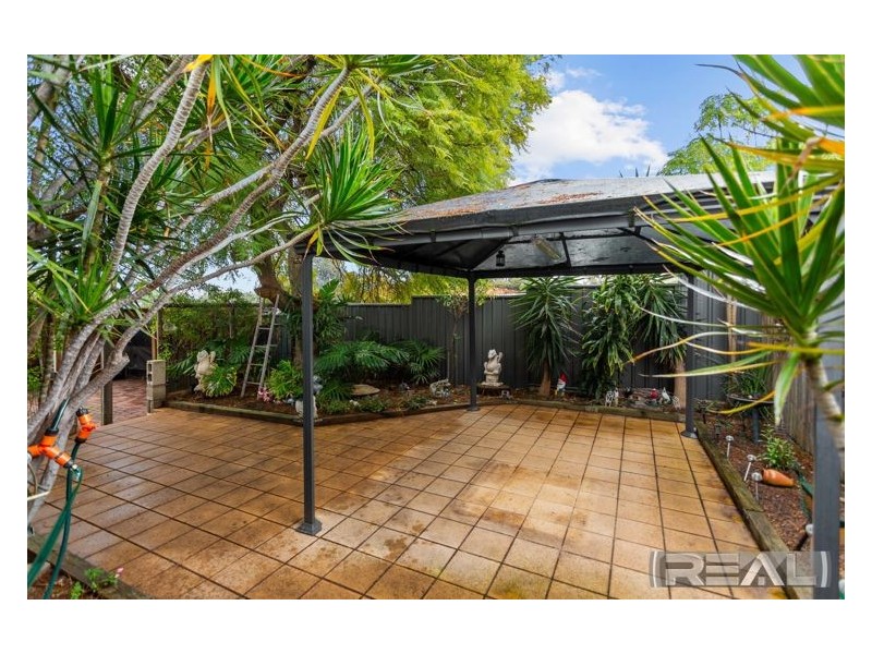 10 Glenora Drive, Ingle Farm SA 5098