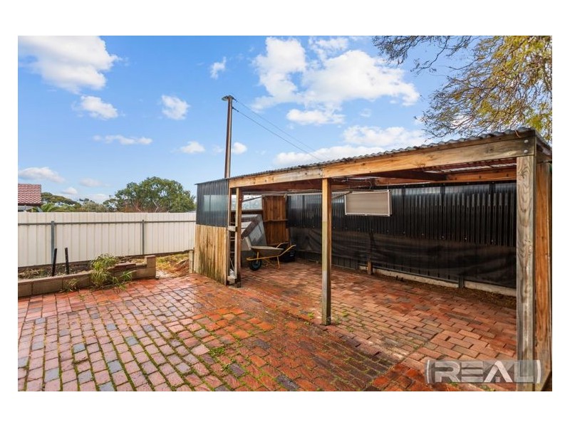 10 Glenora Drive, Ingle Farm SA 5098