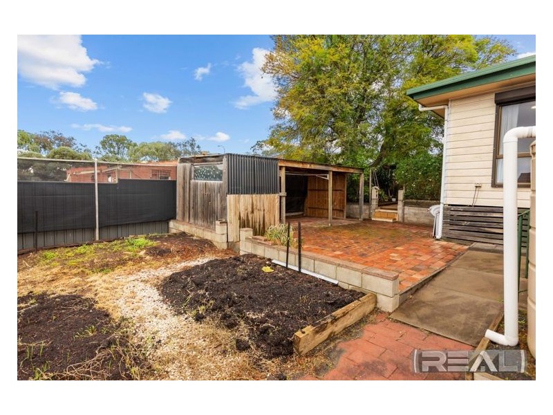 10 Glenora Drive, Ingle Farm SA 5098