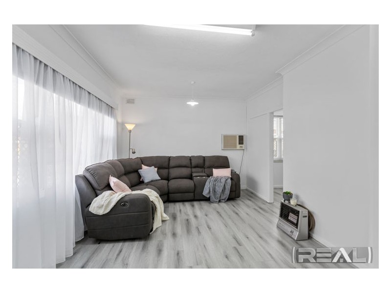 49 The Strand, Brahma Lodge SA 5109