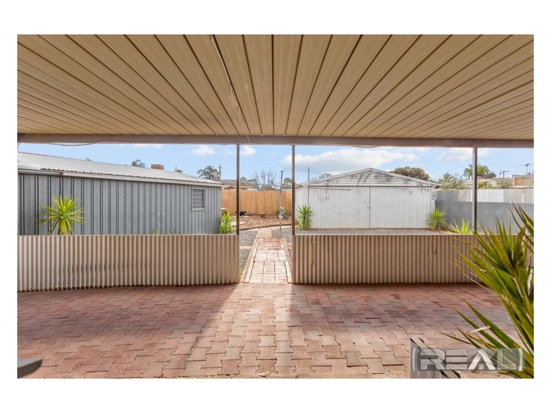 49 The Strand, Brahma Lodge SA 5109