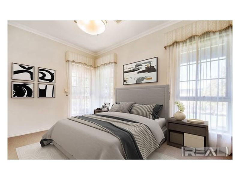 4 Lakeside Drive, Andrews Farm SA 5114