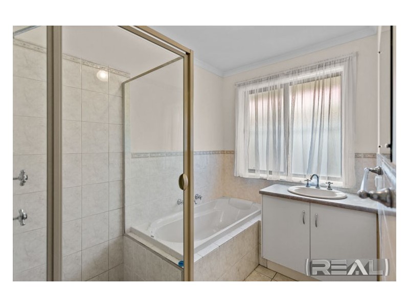 12 Hampshire Street, Burton SA 5110