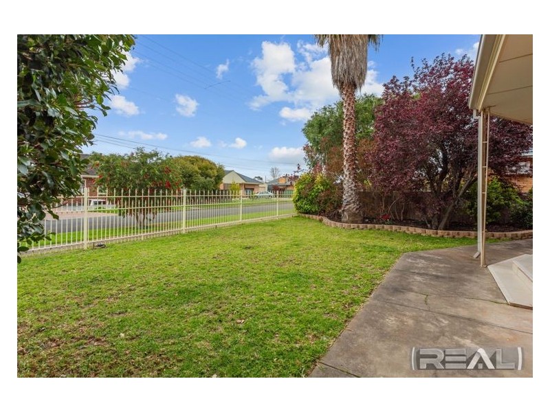 24 Norfolk Avenue, Brahma Lodge SA 5109