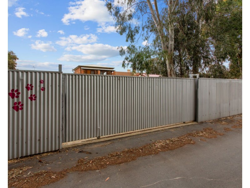 20A & B Adelaide Road, Gawler South SA 5118