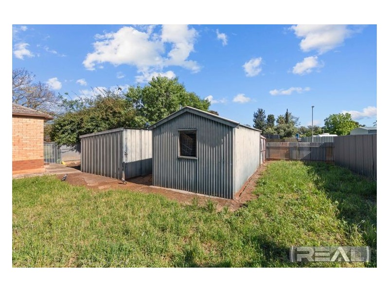 32 Counter Road, Elizabeth Downs SA 5113