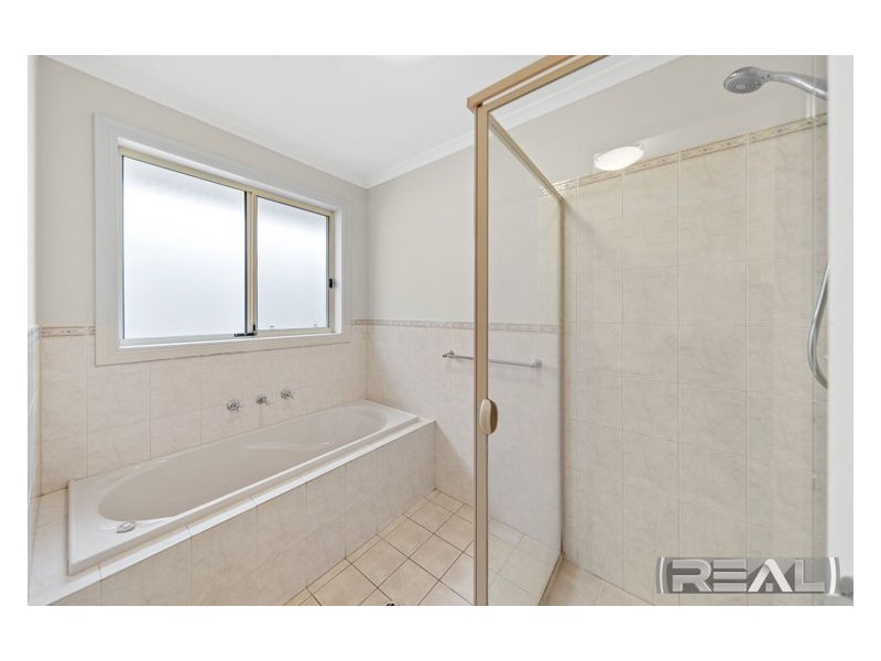 21 Antonio Street, Huntfield Heights SA 5163