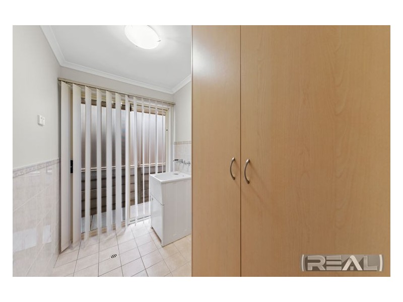 21 Antonio Street, Huntfield Heights SA 5163