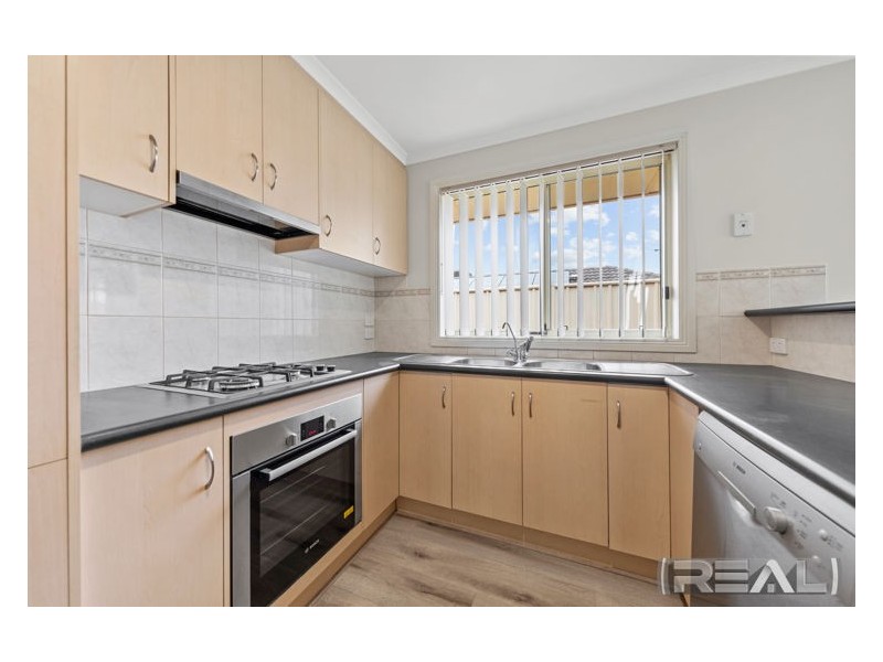 21 Antonio Street, Huntfield Heights SA 5163