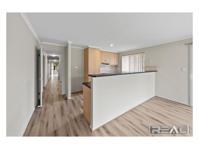 21 Antonio Street, Huntfield Heights SA 5163