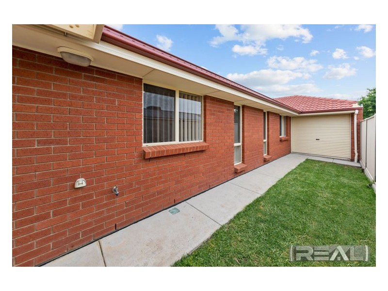 21 Antonio Street, Huntfield Heights SA 5163
