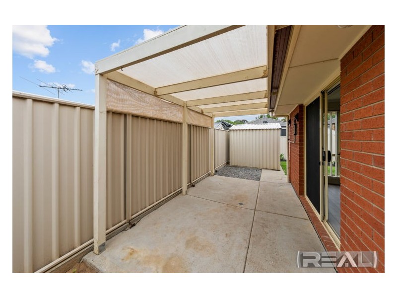 21 Antonio Street, Huntfield Heights SA 5163