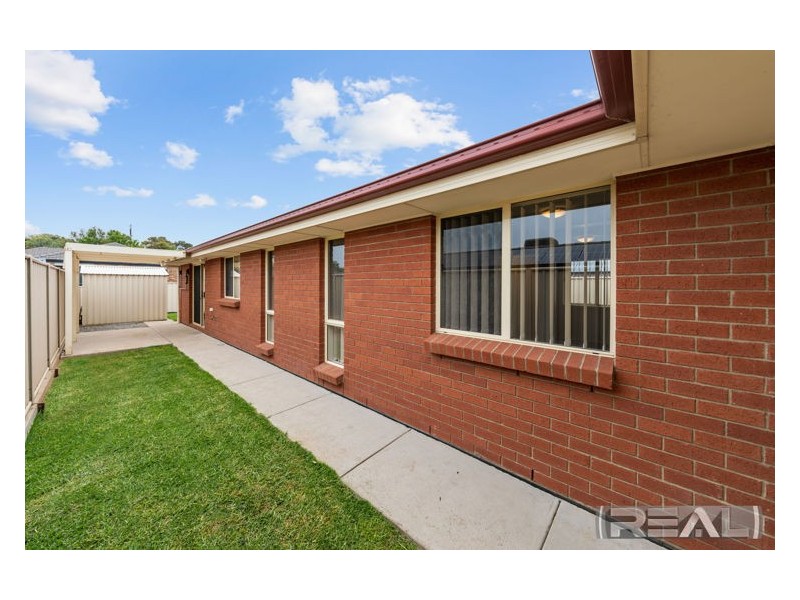 21 Antonio Street, Huntfield Heights SA 5163