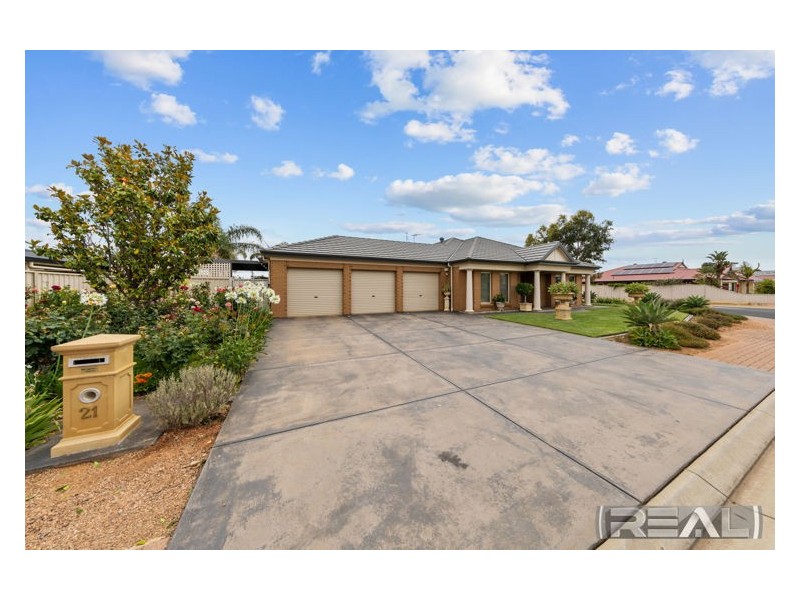 21 Davalan Drive, Munno Para West SA 5115