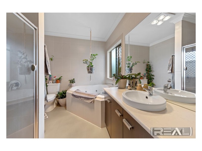 21 Davalan Drive, Munno Para West SA 5115