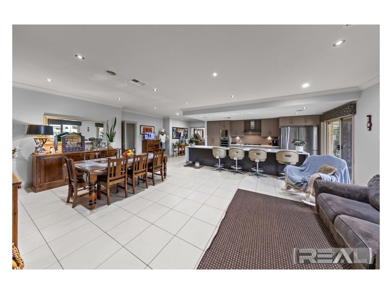 21 Davalan Drive, Munno Para West SA 5115