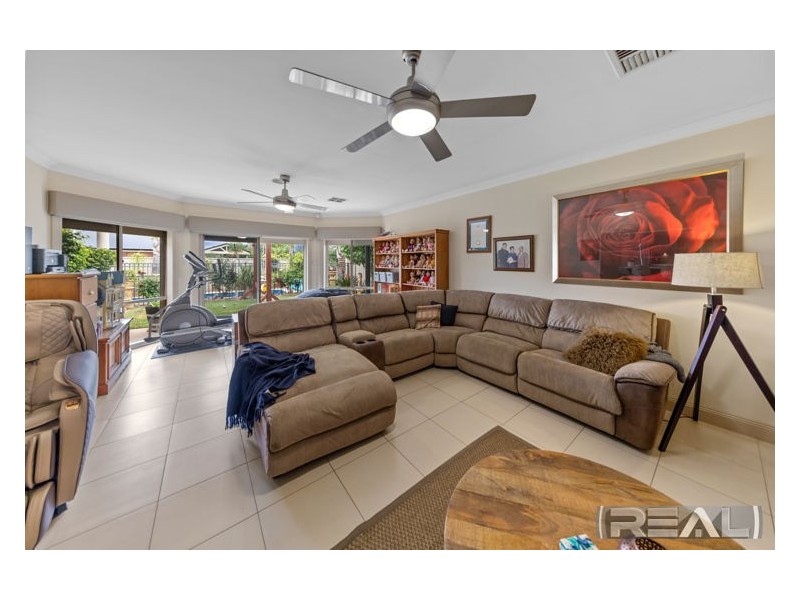21 Davalan Drive, Munno Para West SA 5115