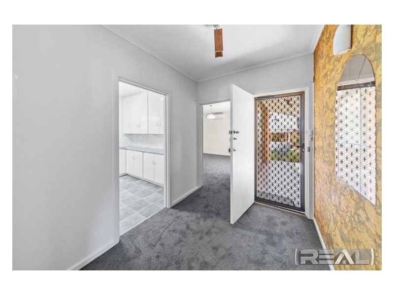 12 Beaminster Road, Elizabeth Park SA 5113