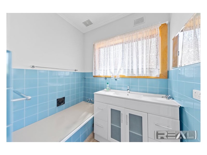 12 Beaminster Road, Elizabeth Park SA 5113