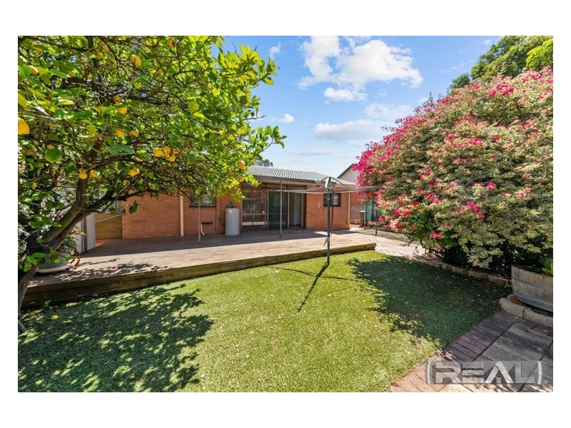 12 Beaminster Road, Elizabeth Park SA 5113