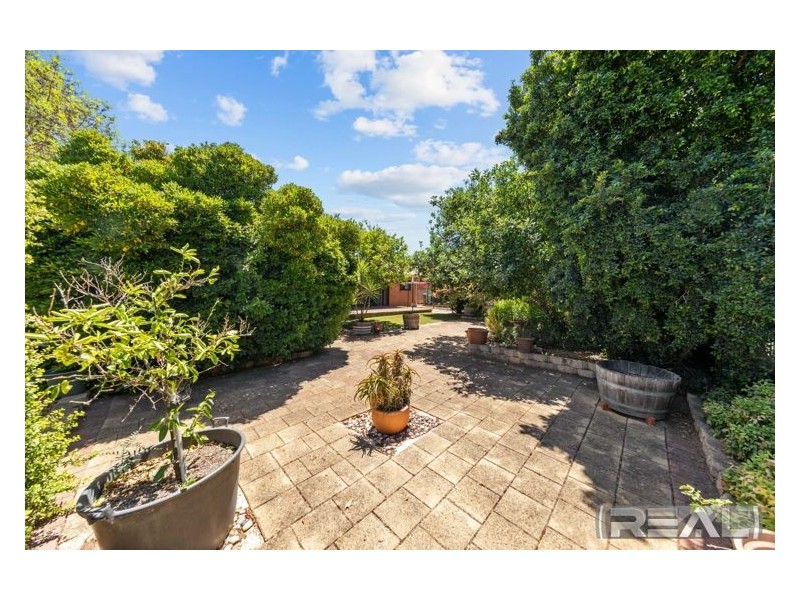 12 Beaminster Road, Elizabeth Park SA 5113