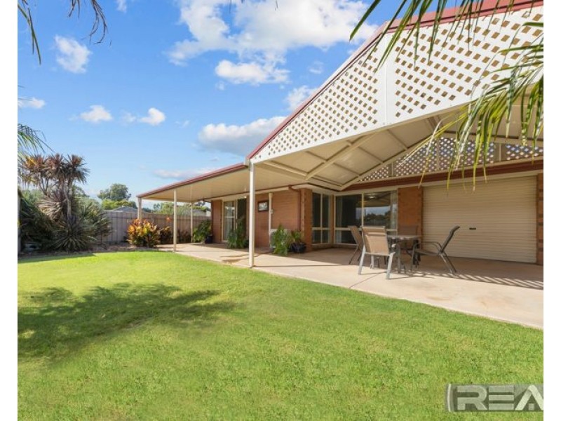 8 Gina Way, Burton SA 5110