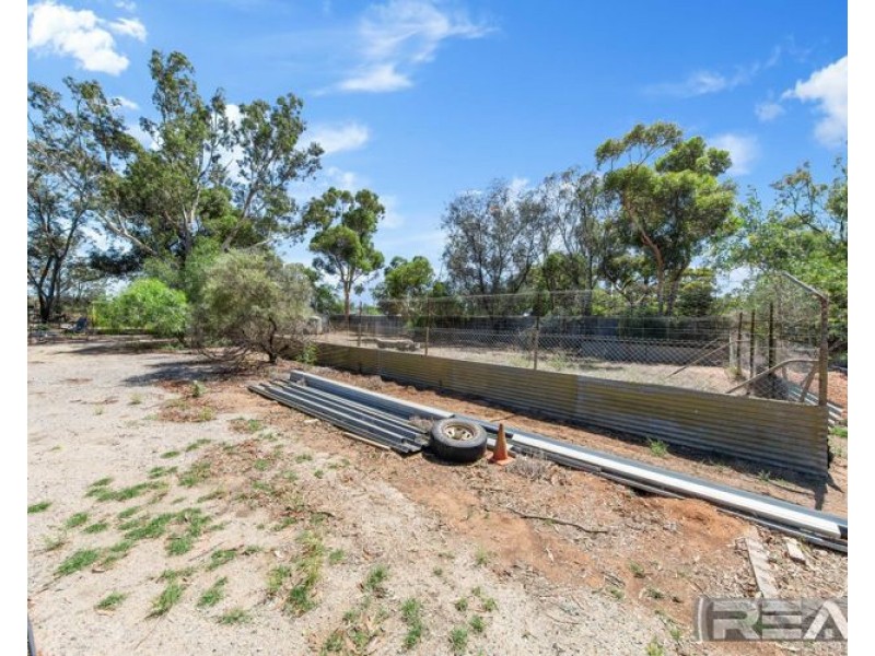 595 Paddys Bridge Road, Redbanks SA 5502