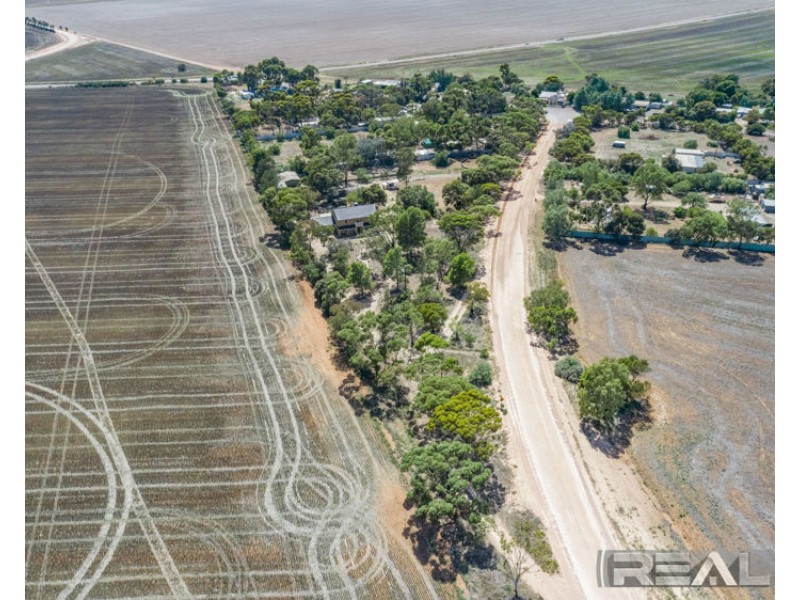 595 Paddys Bridge Road, Redbanks SA 5502