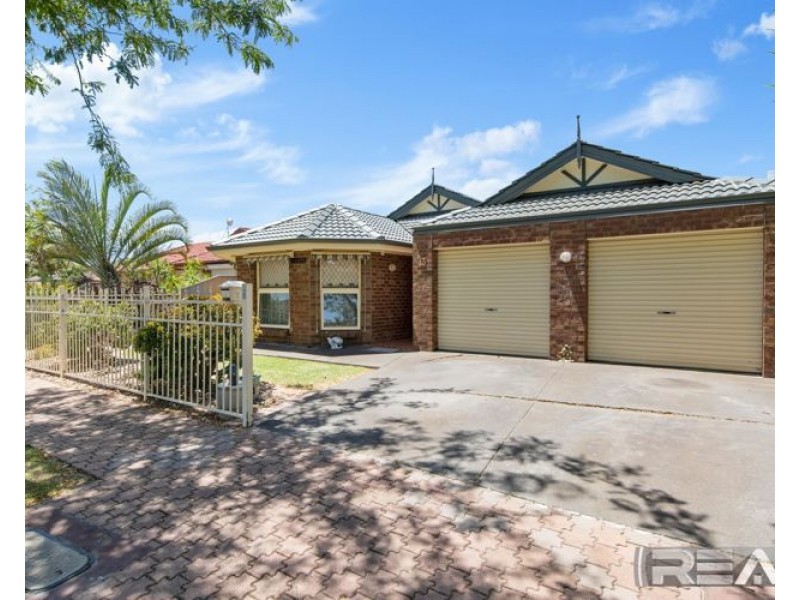 13 Wickham Crescent, Oakden SA 5086