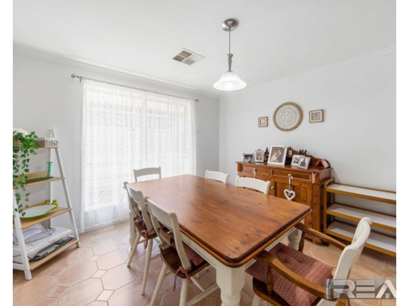 13 Wickham Crescent, Oakden SA 5086