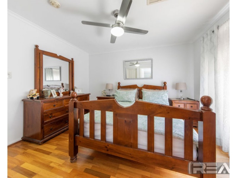 13 Wickham Crescent, Oakden SA 5086