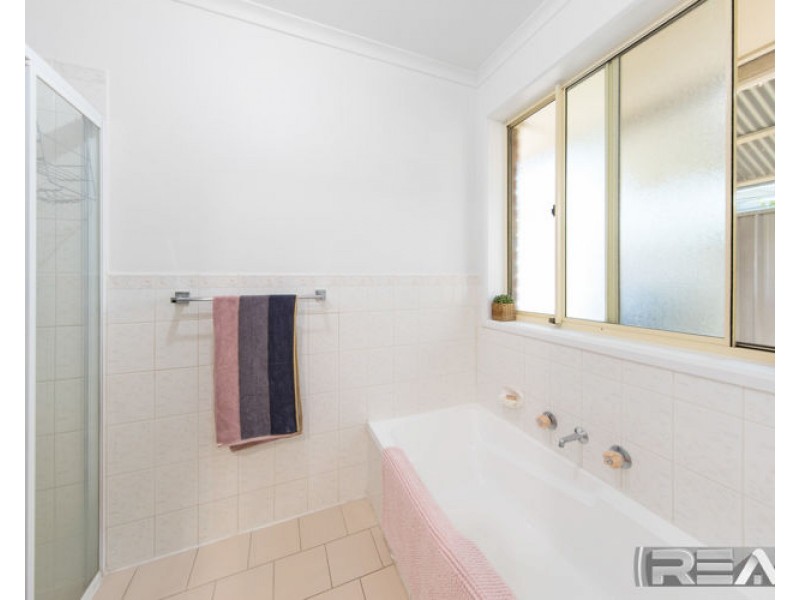 13 Wickham Crescent, Oakden SA 5086