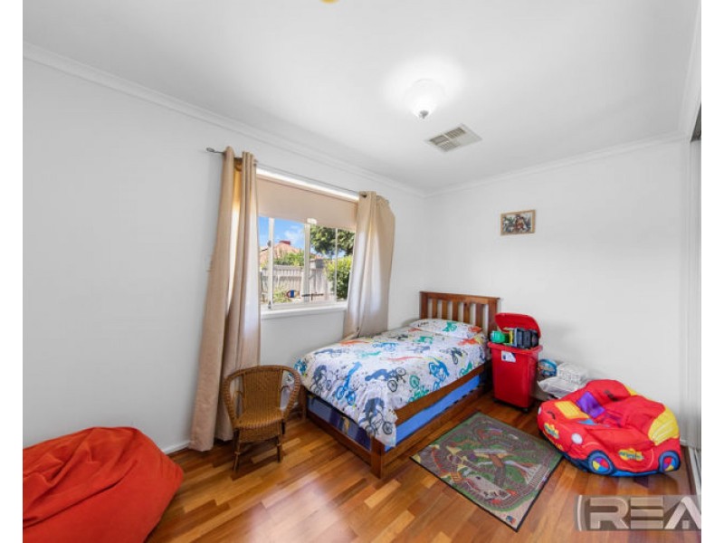 13 Wickham Crescent, Oakden SA 5086